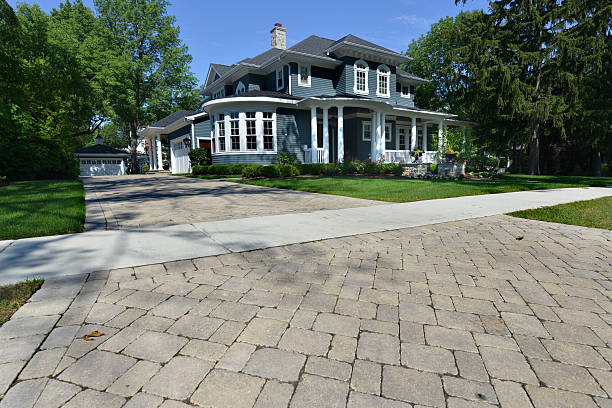 Best Driveway Resurfacing Pavers  in St Francis, WI